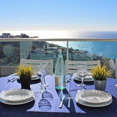 Apartamento High Rise On The 39th Floor With Private Terrace And Sea Views