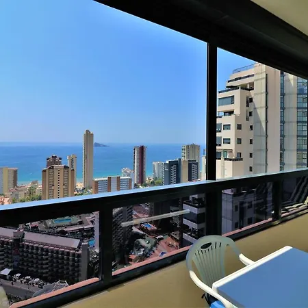 Seaside Oasis: Beachfront With Pool Apartment *