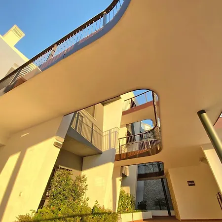 Luxury With Private Hot Tub By Poniente Benidorm
