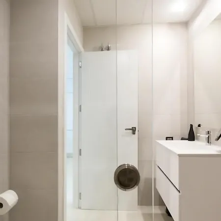 Luxury With Private Hot Tub By Poniente *