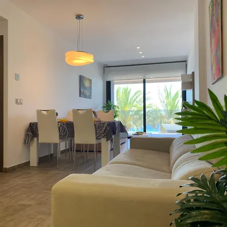 Apartamento De Lujo En Primera Linea De Playa *