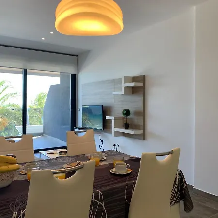 Apartamento De Lujo En Primera Linea De Playa