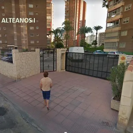 Alteanos, Centrico Y Confortable, Soleado, Con Piscina Y Jardines, Tenis, Parking Exterior Comunitario, Y La Playa Andando 10 Min Apartment