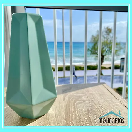Apartment Familiar Frente Al Mar By Molinaptos