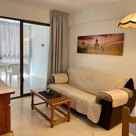 Gemelos 1 - Aloturin Apartment *
