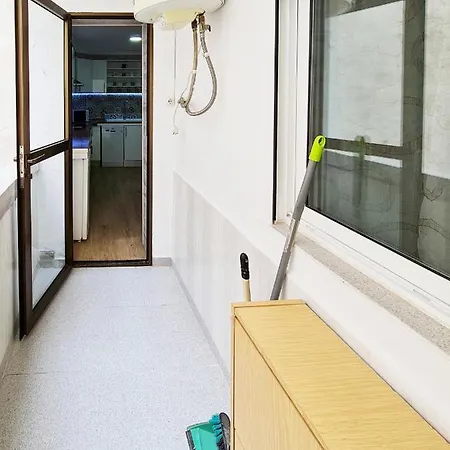 Completo Plaza Espana Ii Apartment *