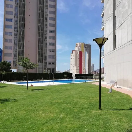 Torre Pinar I Apartment *