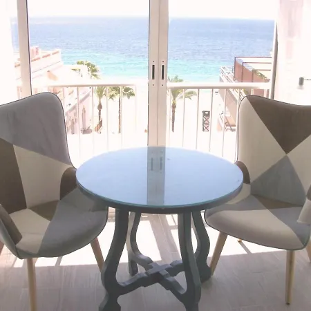 Apartamento Giner, Muy Centrico, Soleado, En Pleno Casco Historico, Frente La Playa De Levante, A Unos Pasos, Con Vistas Al Mar * Benidorm