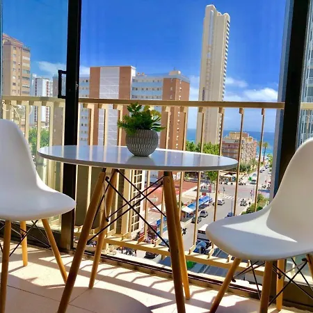 One Bedroom Appartement At Benidorm 350 M Away From The Beach With Sea View Shared Pool And Balcony Apartment *