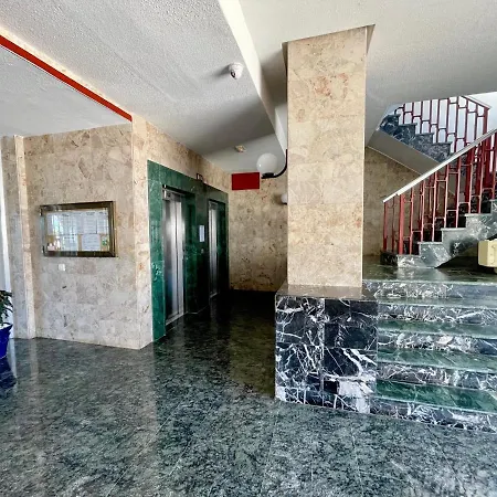 Apartment Palmeras Sea View *