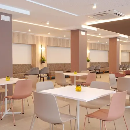 王子公园酒店 3* 貝尼多姆