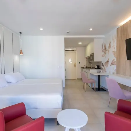 Aparthotel Bcl Levante 2*