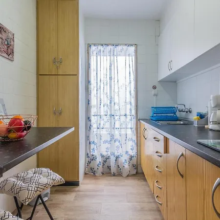 2br Flat - Aircon - 5 Min Walk To Beach * Benidorm