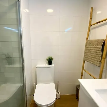 Apartment Moderno Apartamento Centrico Con Piscina *