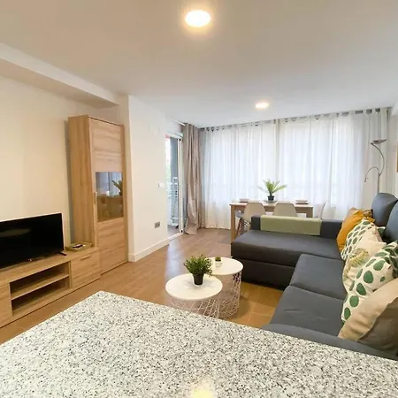 Moderno Apartamento Centrico Con Piscina