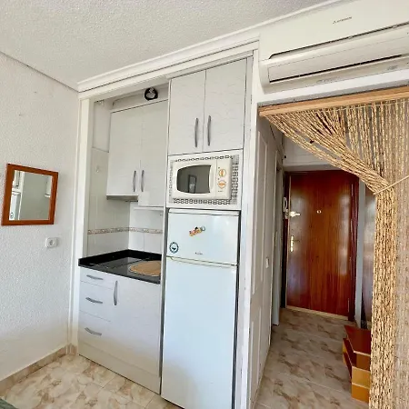 Estudio Poniente Seafront Apartment