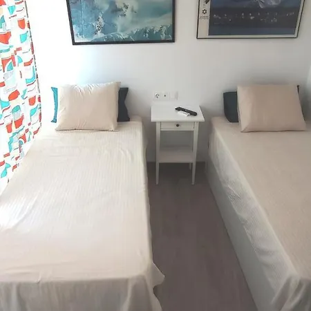 Apartamento Giner, Muy Centrico, Soleado, En Pleno Casco Historico, Frente La Playa De Levante, A Unos Pasos, Con Vistas Al Mar *