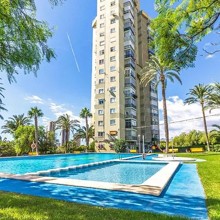 Amazing Views 2br Flat - Pool - Parking Apartment
