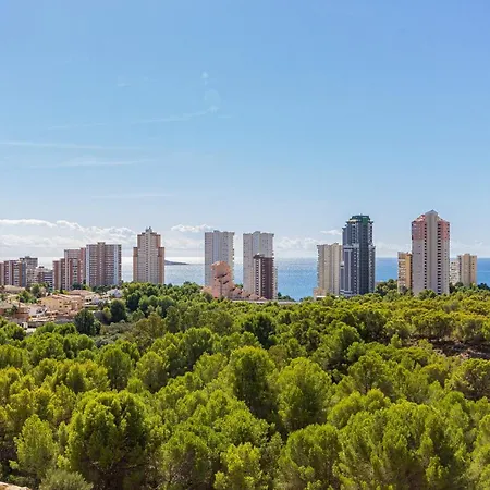 Amazing Views 2br Flat - Pool - Parking Apartment
