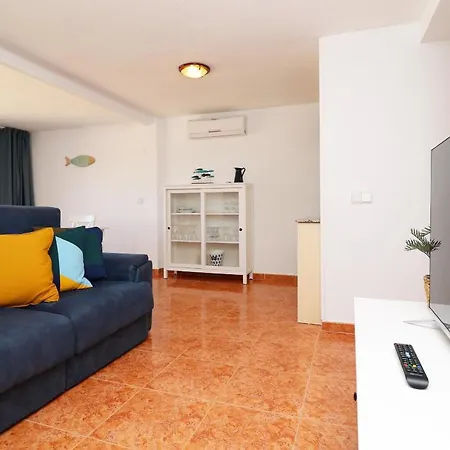 Loixana 12-3 * Benidorm