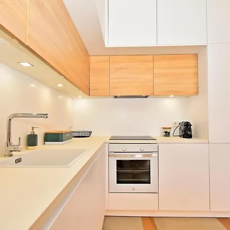 Apartamento 70sqm Private Terrace In Front Of The Sea & 107sqm Brand New