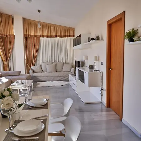 Elegance Sun & Penthouse *