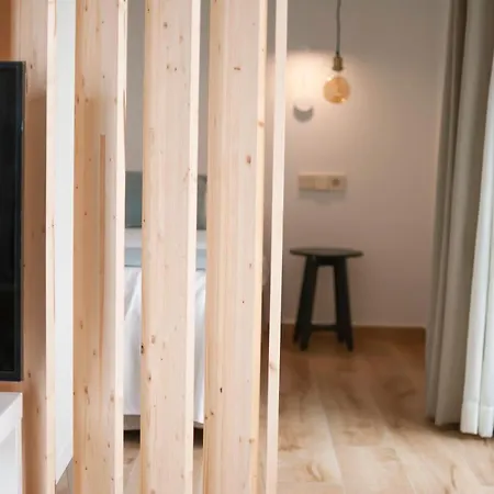 Apartment Lica *