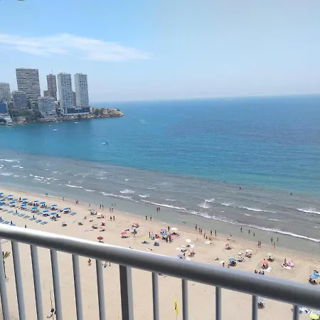 En A 1a Linea Del Mar *