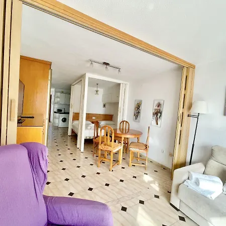 Apartment In Av Mediterraneo