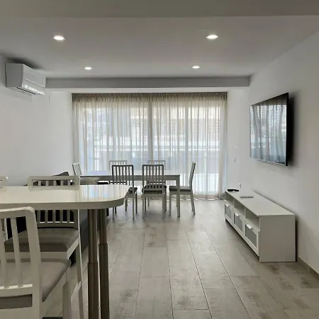 Apartment El Pato Primera Linea Benidorm