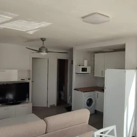 Precioso Apartamento Con Piscina Y Vistas Al Mar Mediterráneo. *