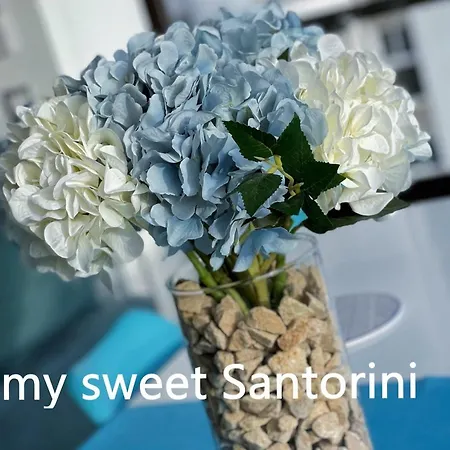 My Sweet Santorini Apartment *