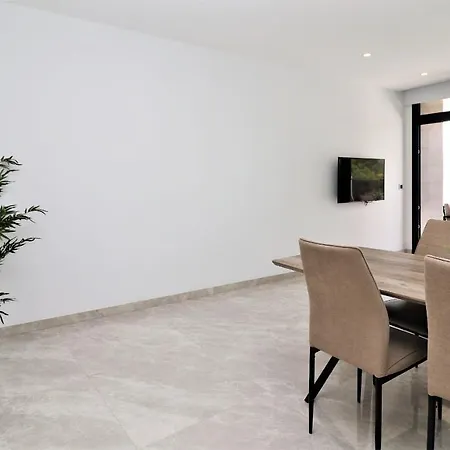 Sunset Waves 1-2 Apartment Benidorm