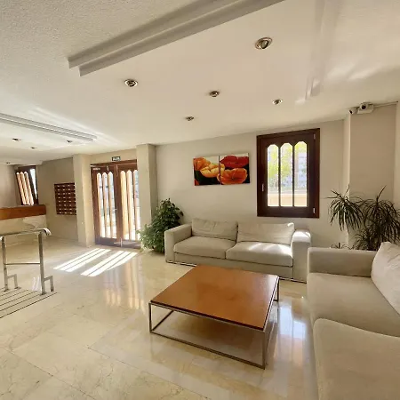 Torre Valencia Apartment *