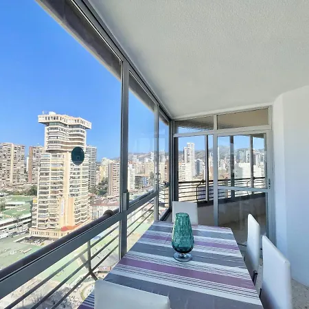 Apartment Torre Valencia *