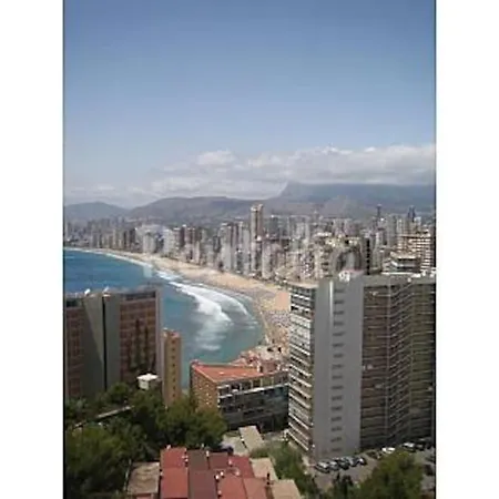 Con Vistas A La Playa De Levante