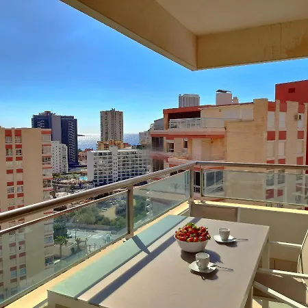 Luxury Boutique Torresol, Free Parking, Wi-fi, Pool, Apartment Benidorm