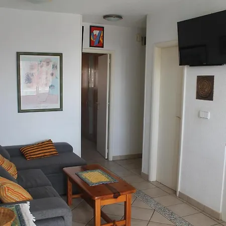 Piso 17 En Playa Levante - Wifi - A/a - Smart Tv *