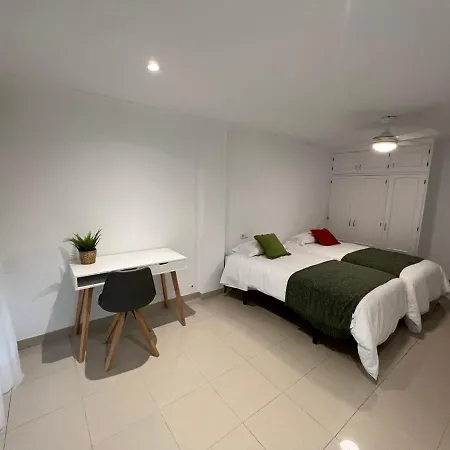 Ilice A 1 Minuto De La Playa De Apartment *