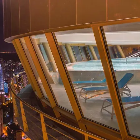 Intempo Sky Resort Benidorm Appartement *