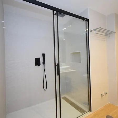 Lux Center - Arena Apartment