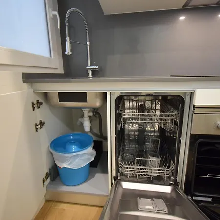 Lux Center - Arena Apartment