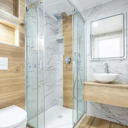 Albatros Deluxe 15-5 Levante Apartment