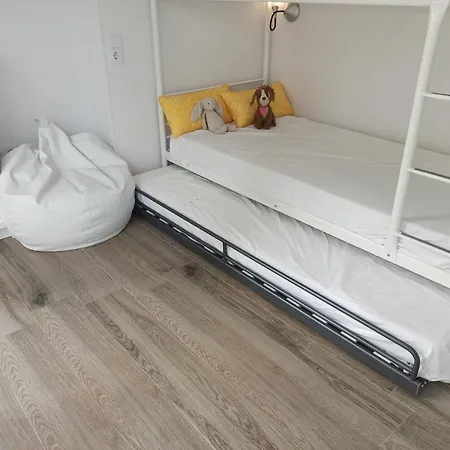 Happy Apartment