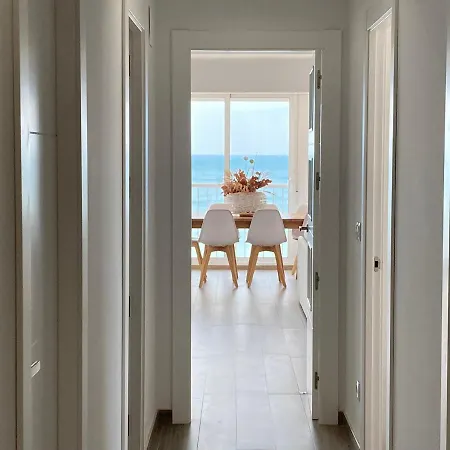 Happy Apartment *