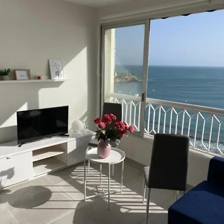 Apartment Precioso A Estrenar En Primera Linea De Playa Benidorm