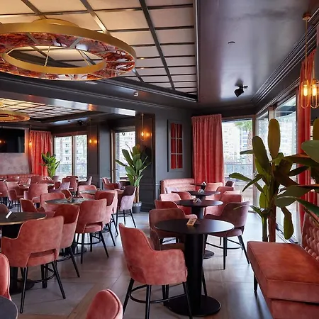 Gold Arcos 4 Sup - Built In 2022 Hotell Benidorm