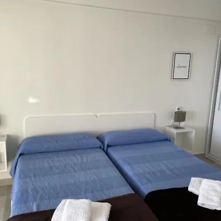 Precioso A Estrenar En Primera Linea De Playa Benidorm