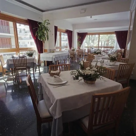 Hotel Tanit 3*