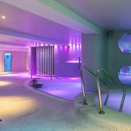 Ambassador Playa Ii Hotel